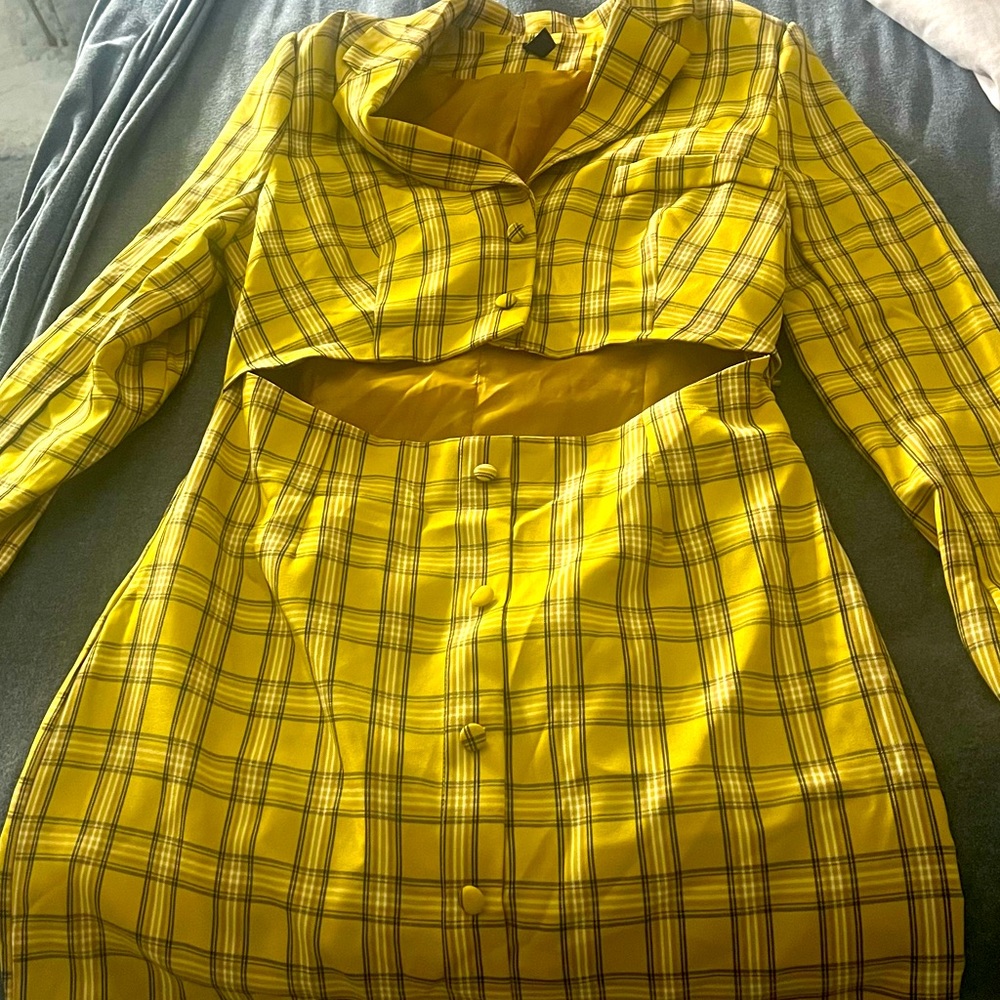 Brand new clueless style Windsor dress too small for me! Never worn
